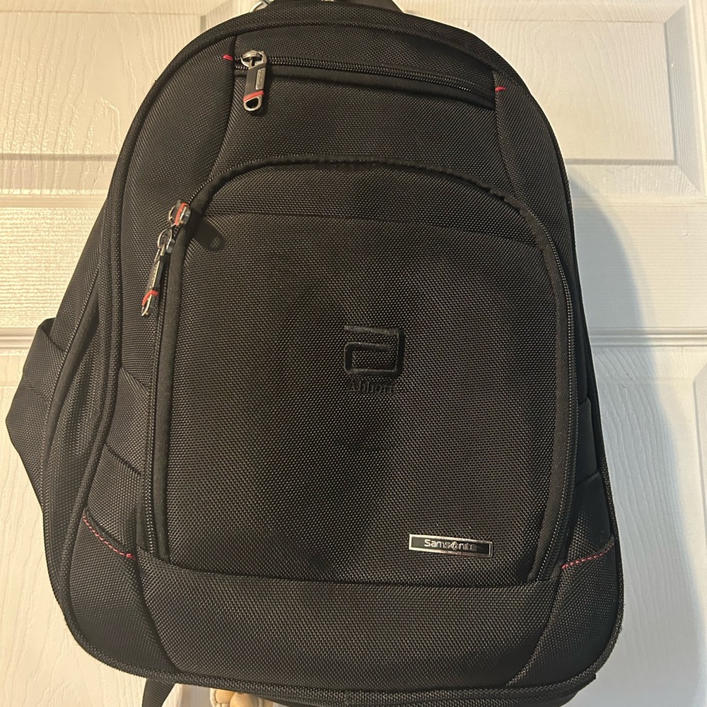 Backpack by Samsonite - Picture 3 of 12